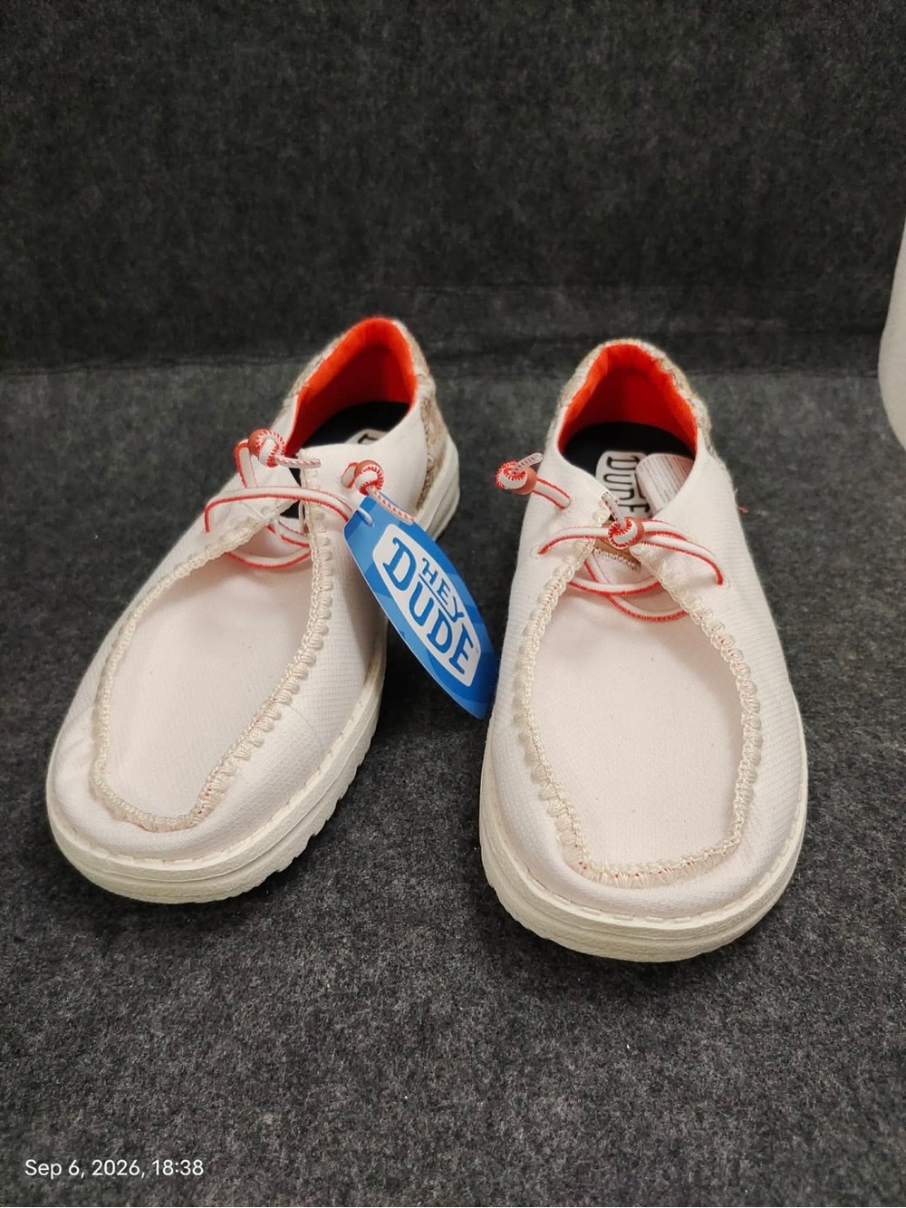NWOB Hey Dude Wendy Star Snowcap New With Tags Women’s Size 11 Slip On Loafers